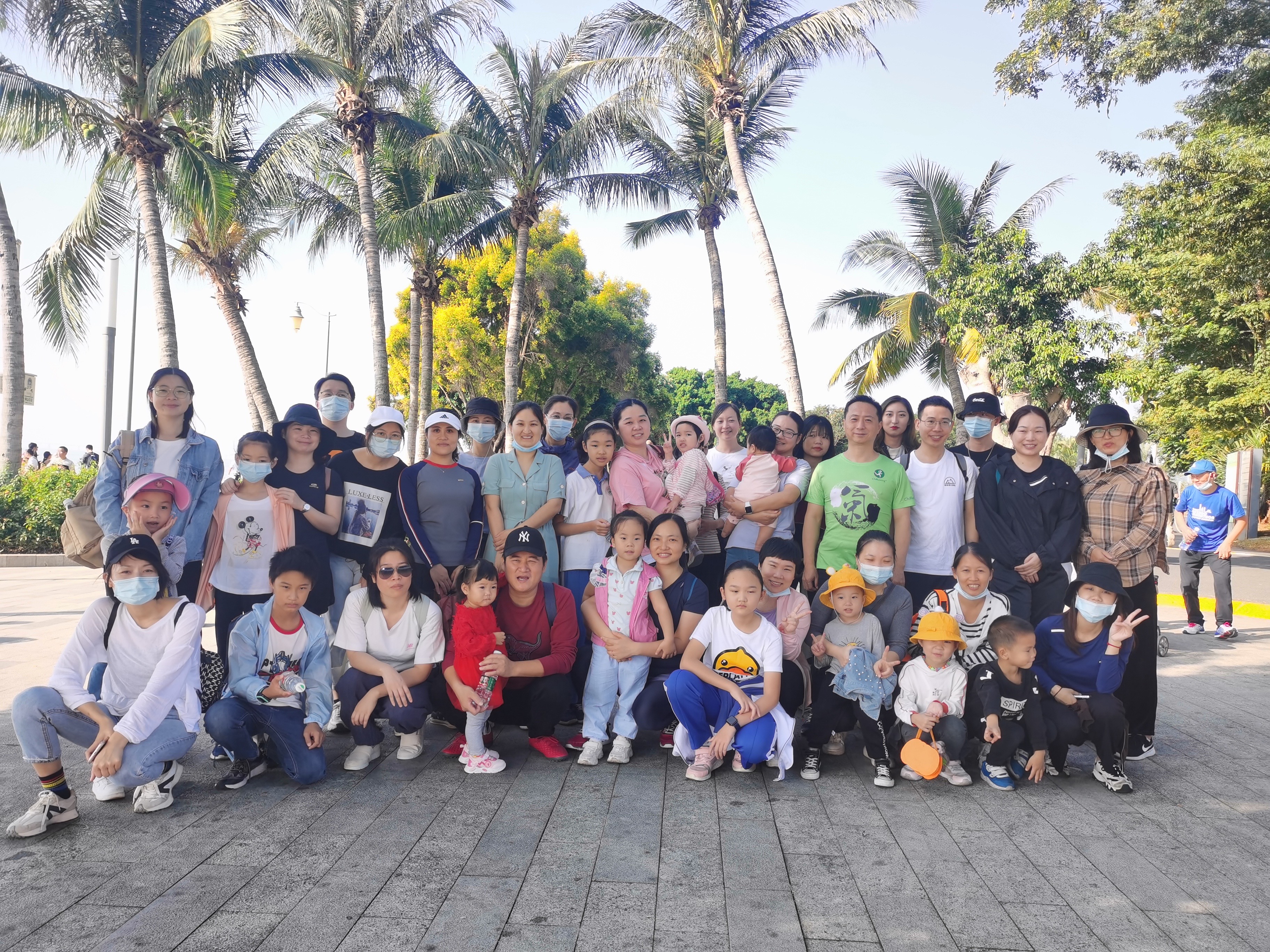 1648090880897160.jpg 徒步深圳湾.jpg